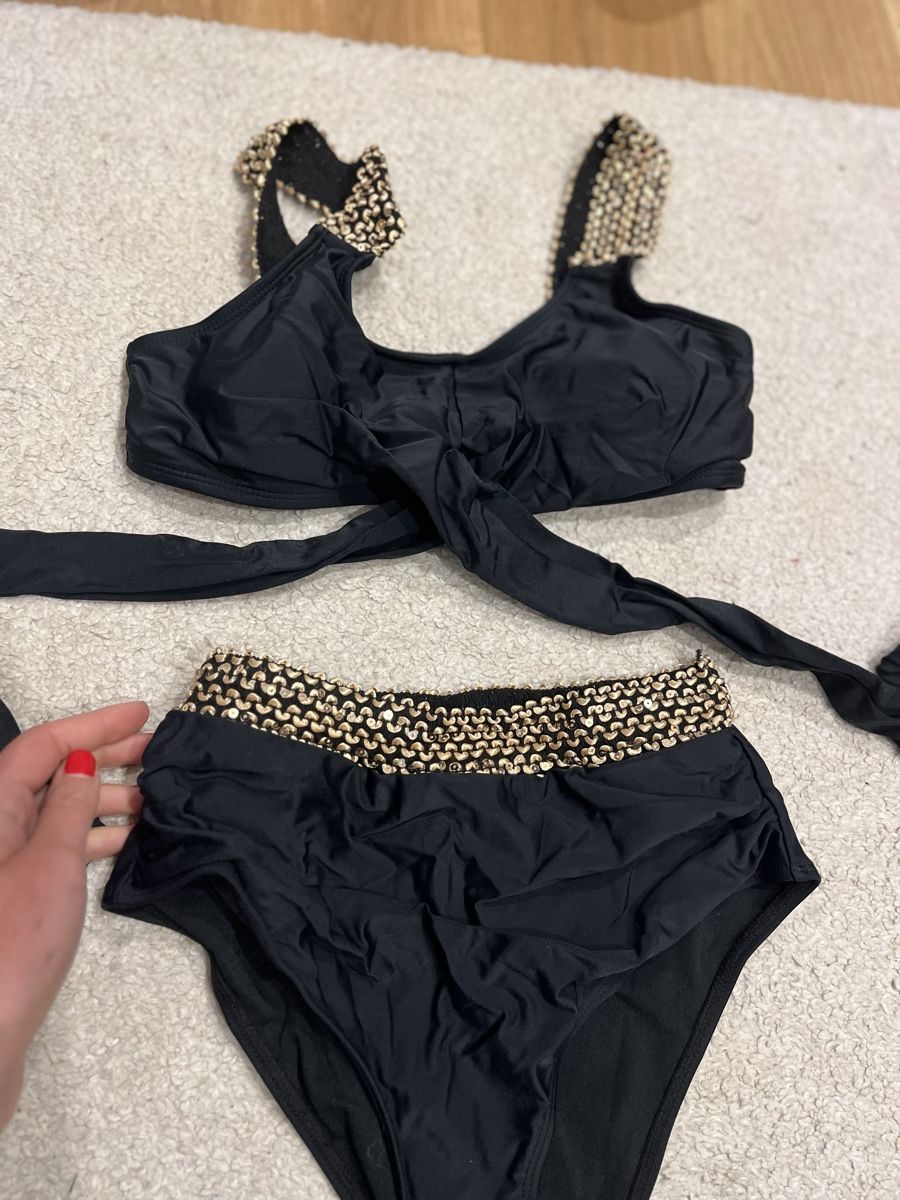 Badekleider & Bikinis: Badekleid S – Neu und originalverpackt aus Dotzigen von White_Warrior 2