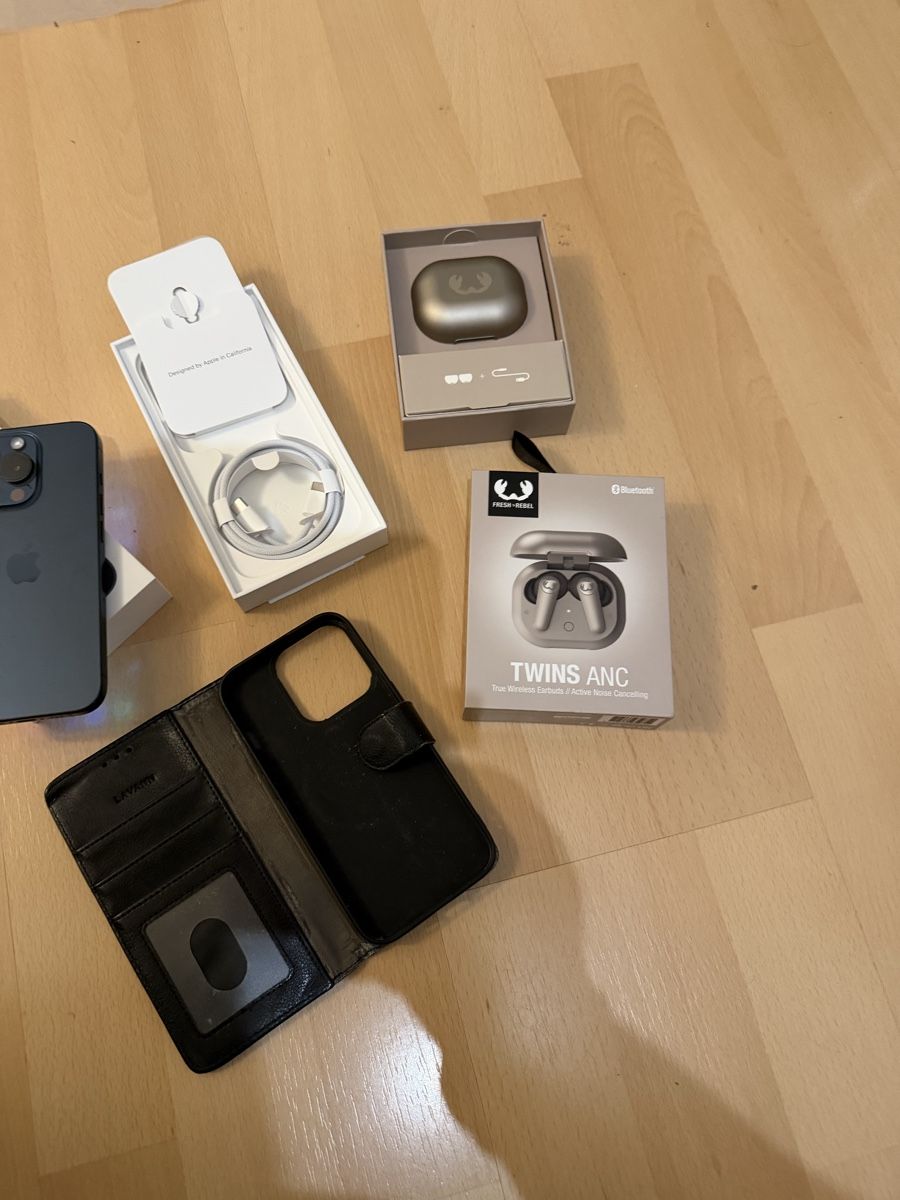 Apple Telefoni cellulari / Smartphones: Apple iPhone 15 Pro 256gb Blue – Usato da Uznach venduto da enrico06 5