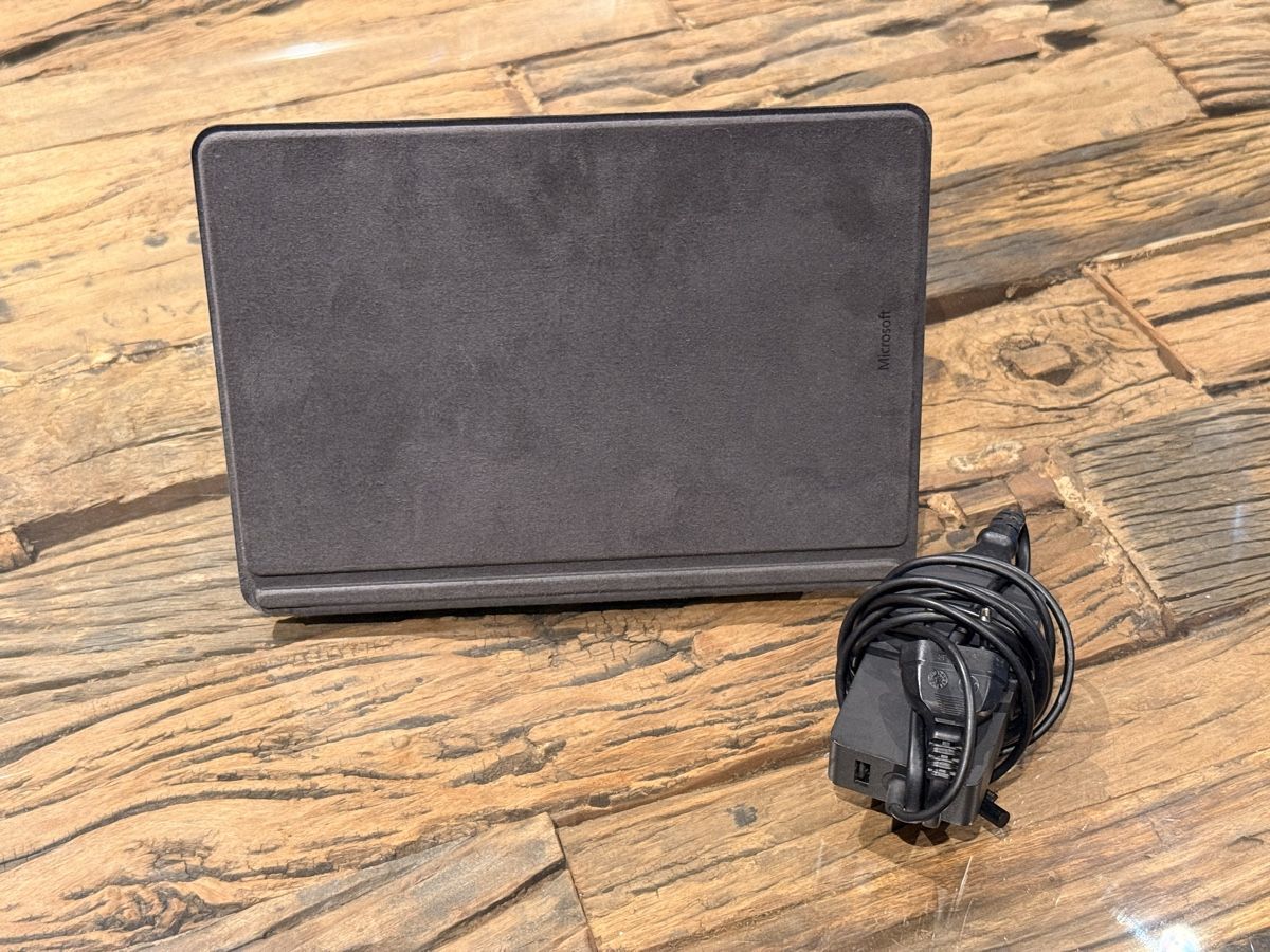 Microsoft Notebook: Microsoft Surface Go 8GB RAM 119GB SSD – Usato da Diepoldsau venduto da Risa-94 1