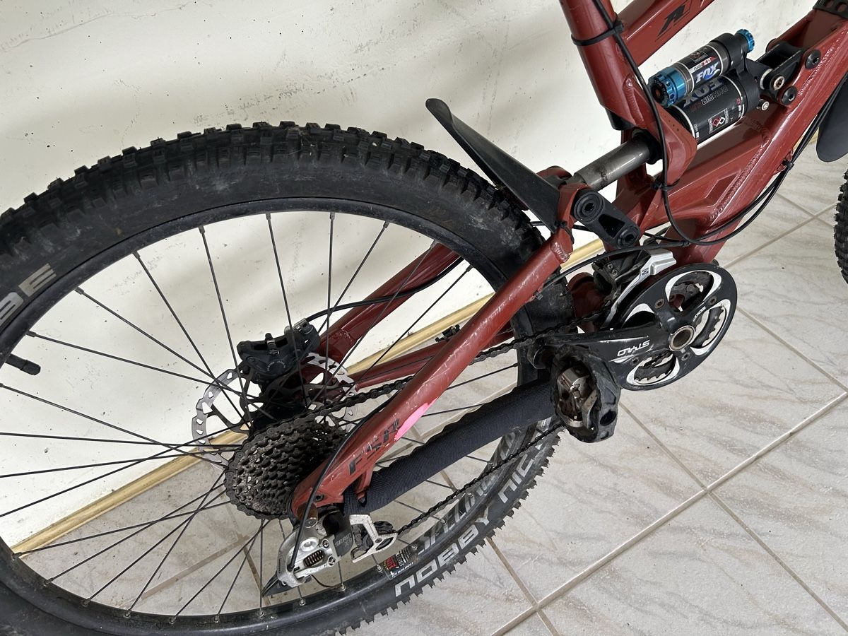 Specialized Velos: Specialized Enduro Expert – Gebraucht aus Oberdiessbach von  6