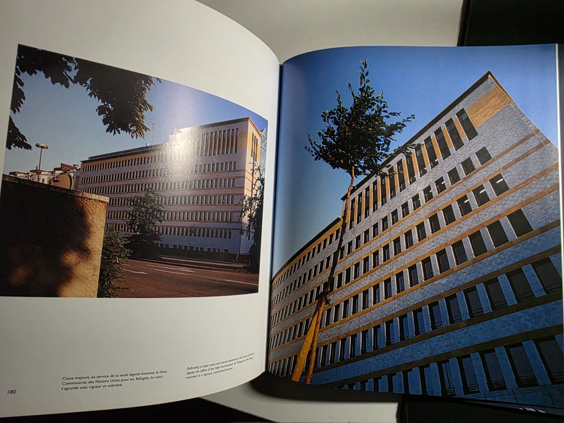 Bücher: Genève regard complice - Robert Barradi - Florilège 2003 – Gebraucht aus Walterswil BE von Lonitti 3