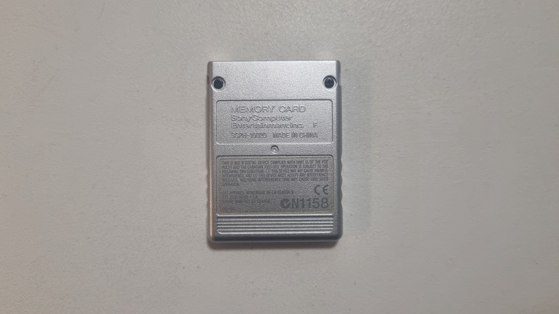 Sony Memory Units & Memory Cards: PS2 PlayStation 2 Memory Card 8MB Original - Silber – Gebraucht aus Birsfelden von val_d9c2 1