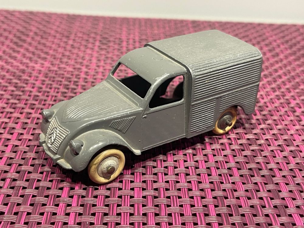 Miniature Citroën 2cv Type A 1948-53 échelle 1:160 à Peindre - Neuf - Modèle Réduit Collection