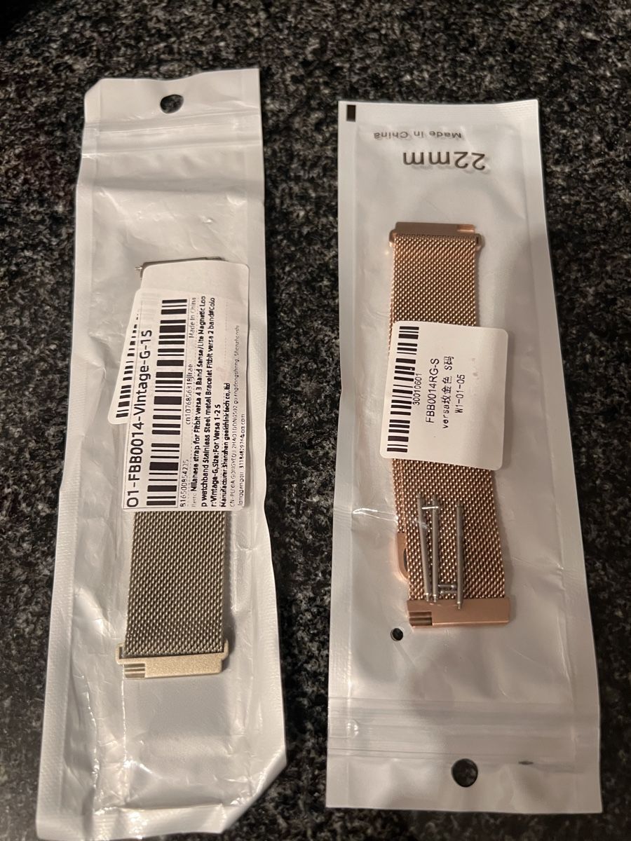 Bracciali & Braccialetti: Fitbit Armbänder Versa 2 , 22mm, Neu & ungebraucht! 3er Set – Nuovo e nell'imballaggio originale da Winterthur venduto da ChicMarkt 1
