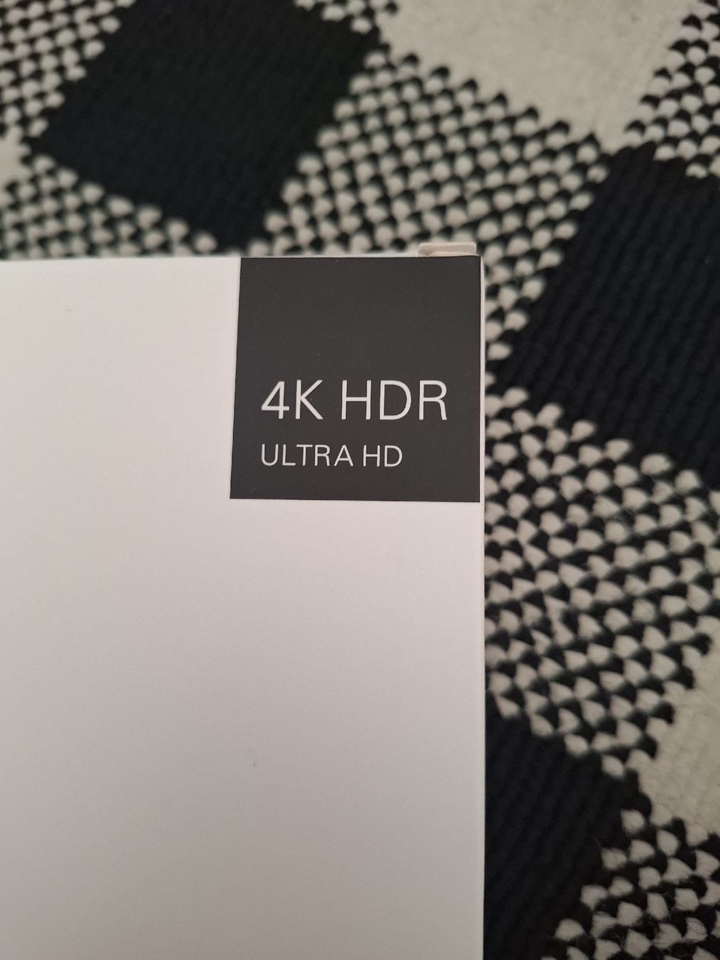 Cover & Protezioni schermo: apple tv box – Nuovo e nell'imballaggio originale da Luzern venduto da s.teffi 5