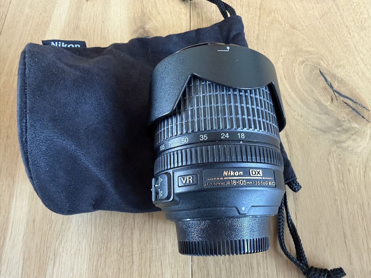 Nikon Fotocamera: Nikon D90 Camera + 3 Nikon lenses Set + Flash + Bag – Usato da Affoltern am Albis venduto da Claudio.c1 4