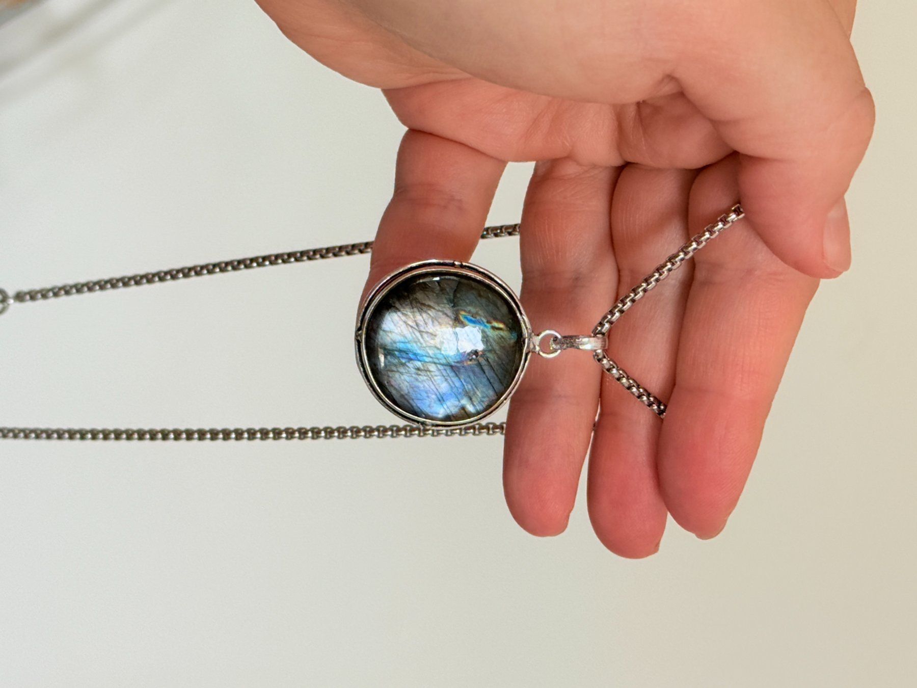 Colliers: Collier labradorite, élégant et tendance ✨ – Neuf avec emballage d'origine à Genève par AWWA 5