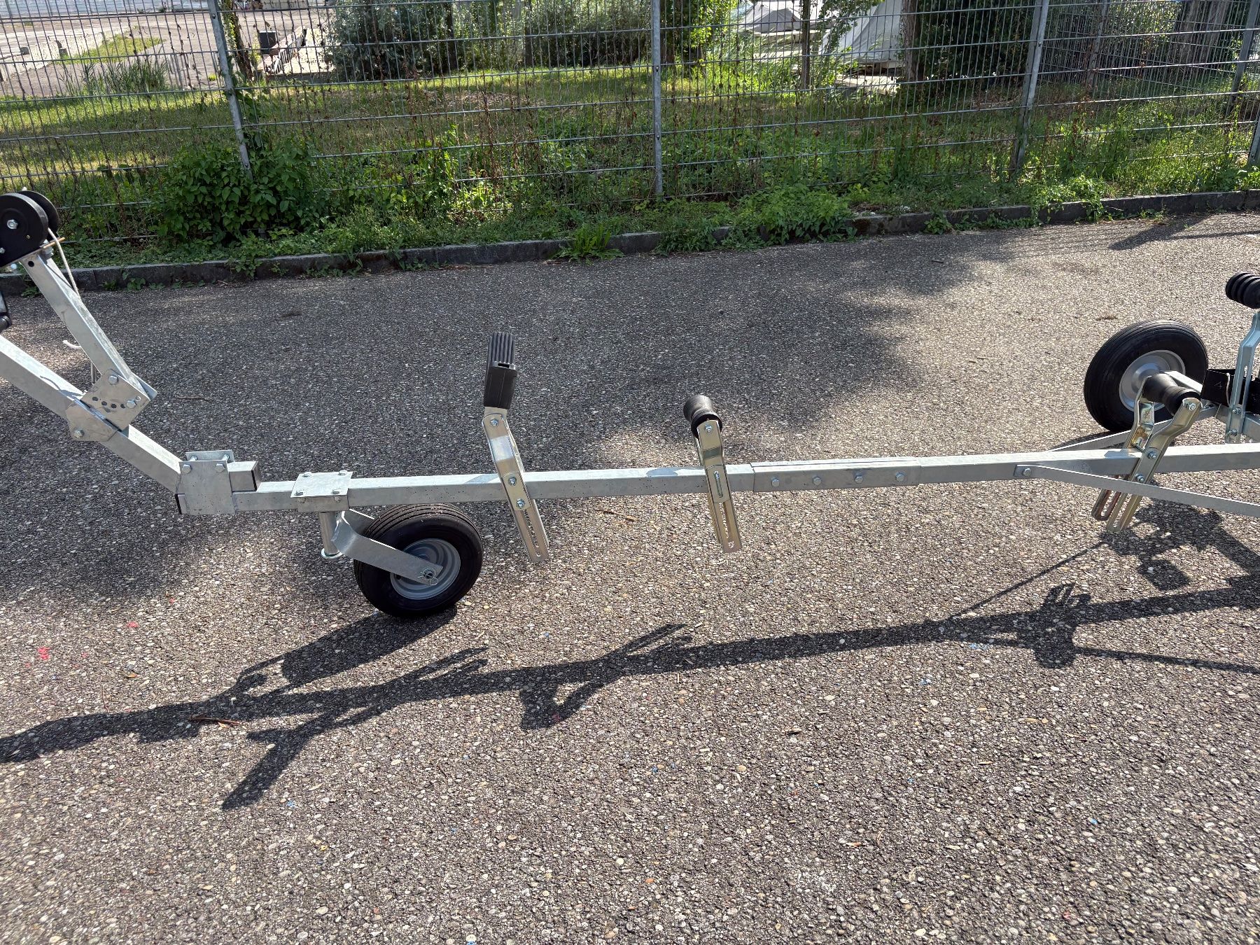 Anhänger: Slipwagen 200/350kg – Gebraucht aus Siebnen von Liischtli 4