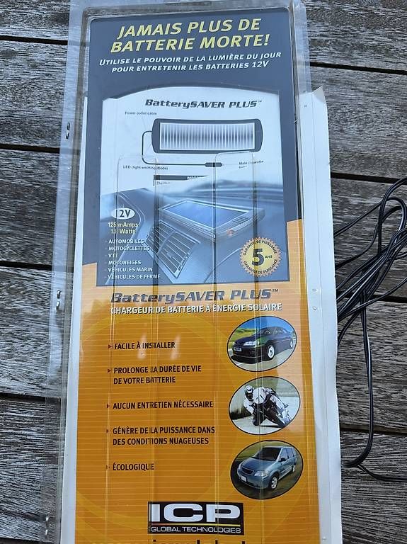 Panneaux solaires: Solar Battery Saver Plus – Neuf avec emballage d'origine à Ittigen par mar_9fd6 2