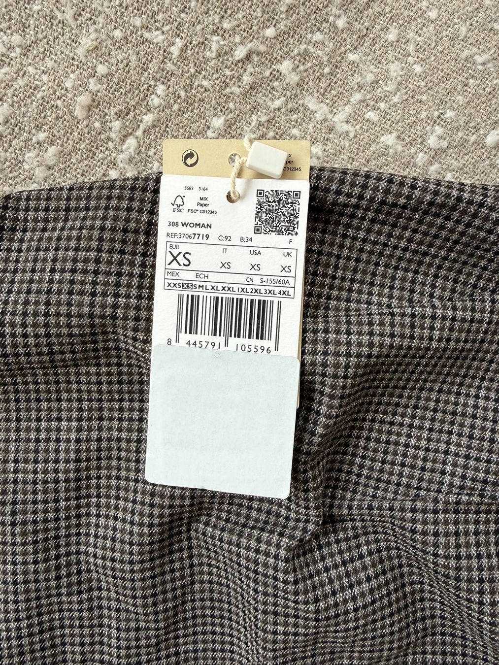 Mango Röcke: Dark grey checkered skirt. – Gebraucht aus Zürich von marthalberini 2