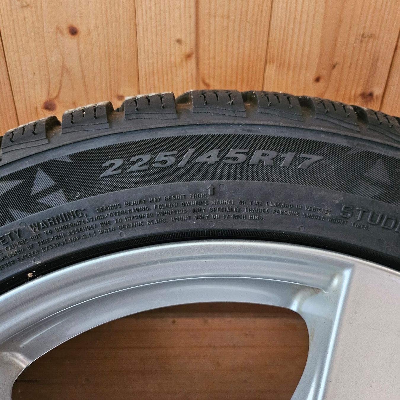Pneumatici & Ruote complete: Winterräder – Usato da Züberwangen venduto da prinz09 7