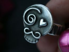 EL CABALLERO Totenkopf Silberring 925 · Dia de los Muertos