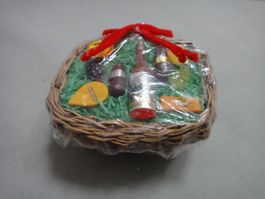 Puppenhauszubehör, Geschenkkorb