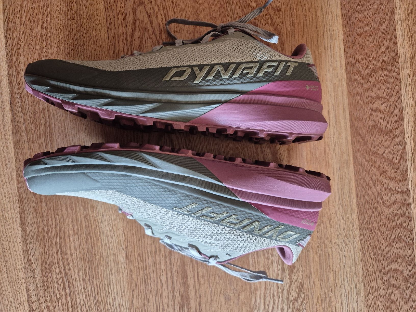 Dynafit Scarpe da donna: Dynafit ultra GTX Woman – Nuovo (secondo la descrizione) da La Chaux-de-Fonds venduto da mathcath