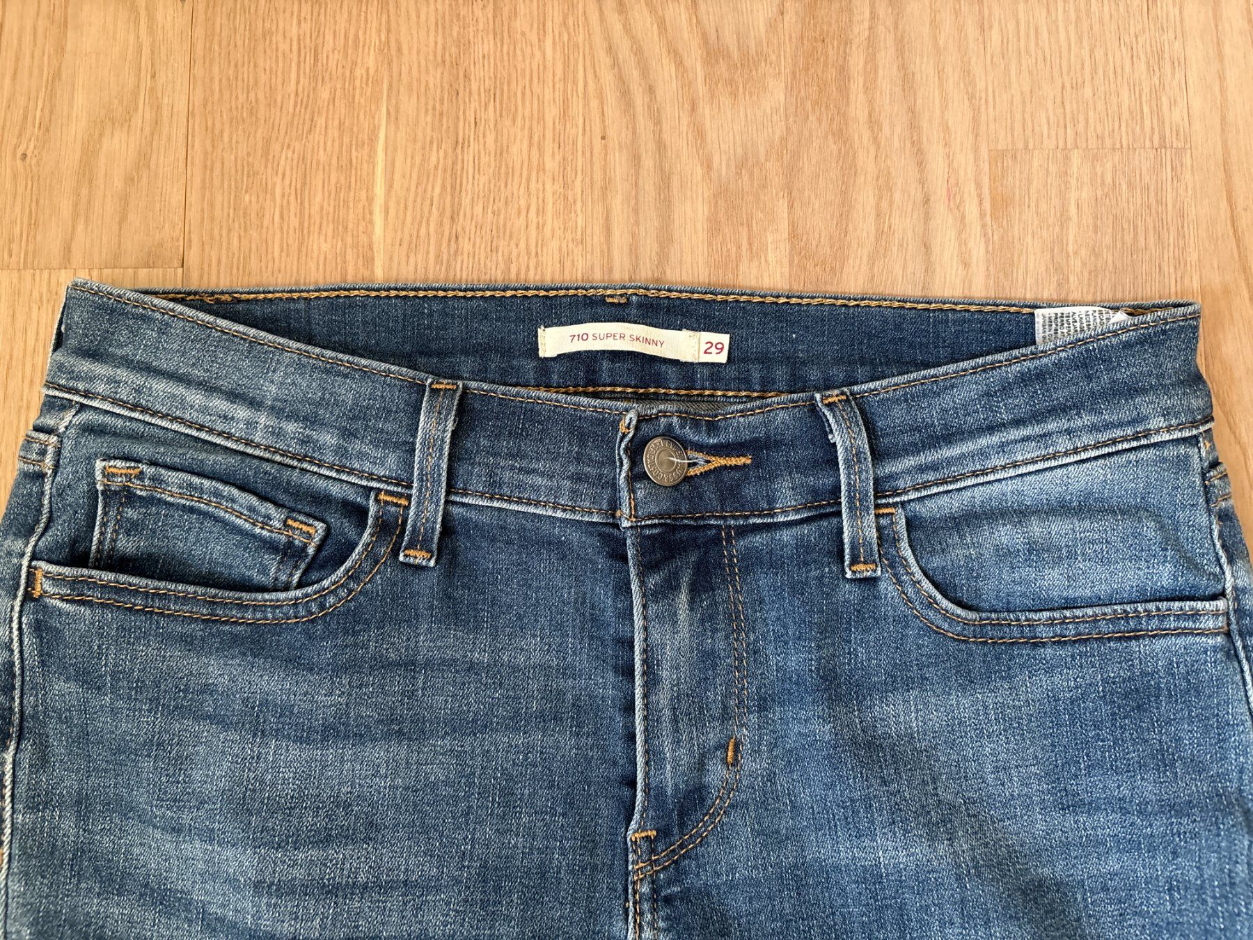 Levi's Jeans: Levis 710 super skinny 29/32 – D'occasion à Elgg par Jo_Naj 1