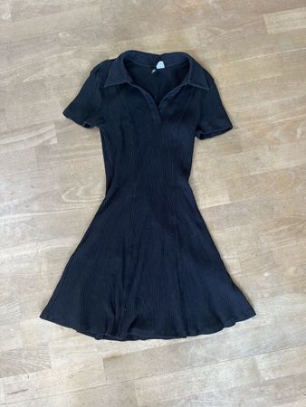 Schwarzes mini Kleid