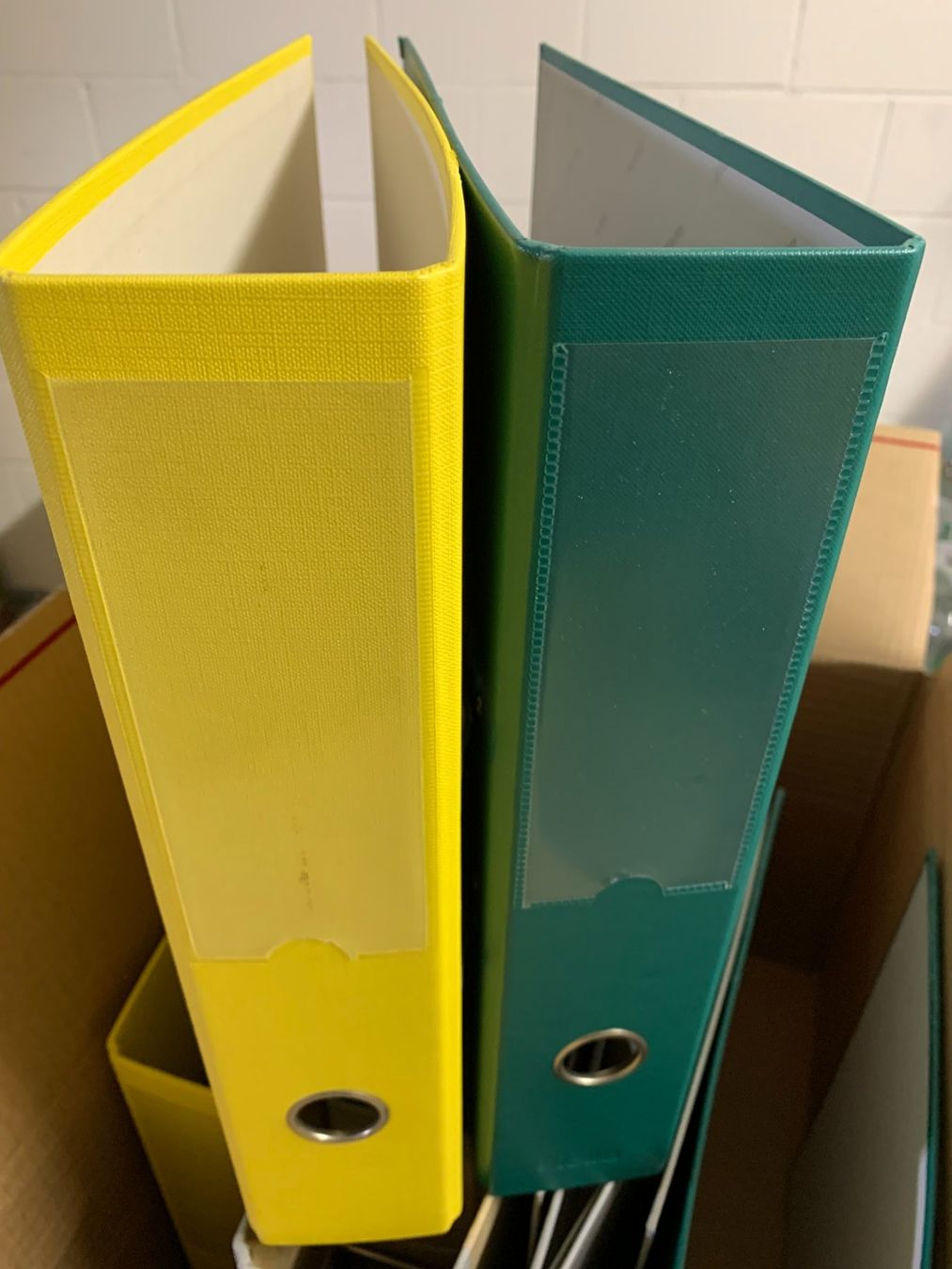 Raccoglitori: Diverse neuwertige Büroordner 8. – Usato da Schötz venduto da amore14 1