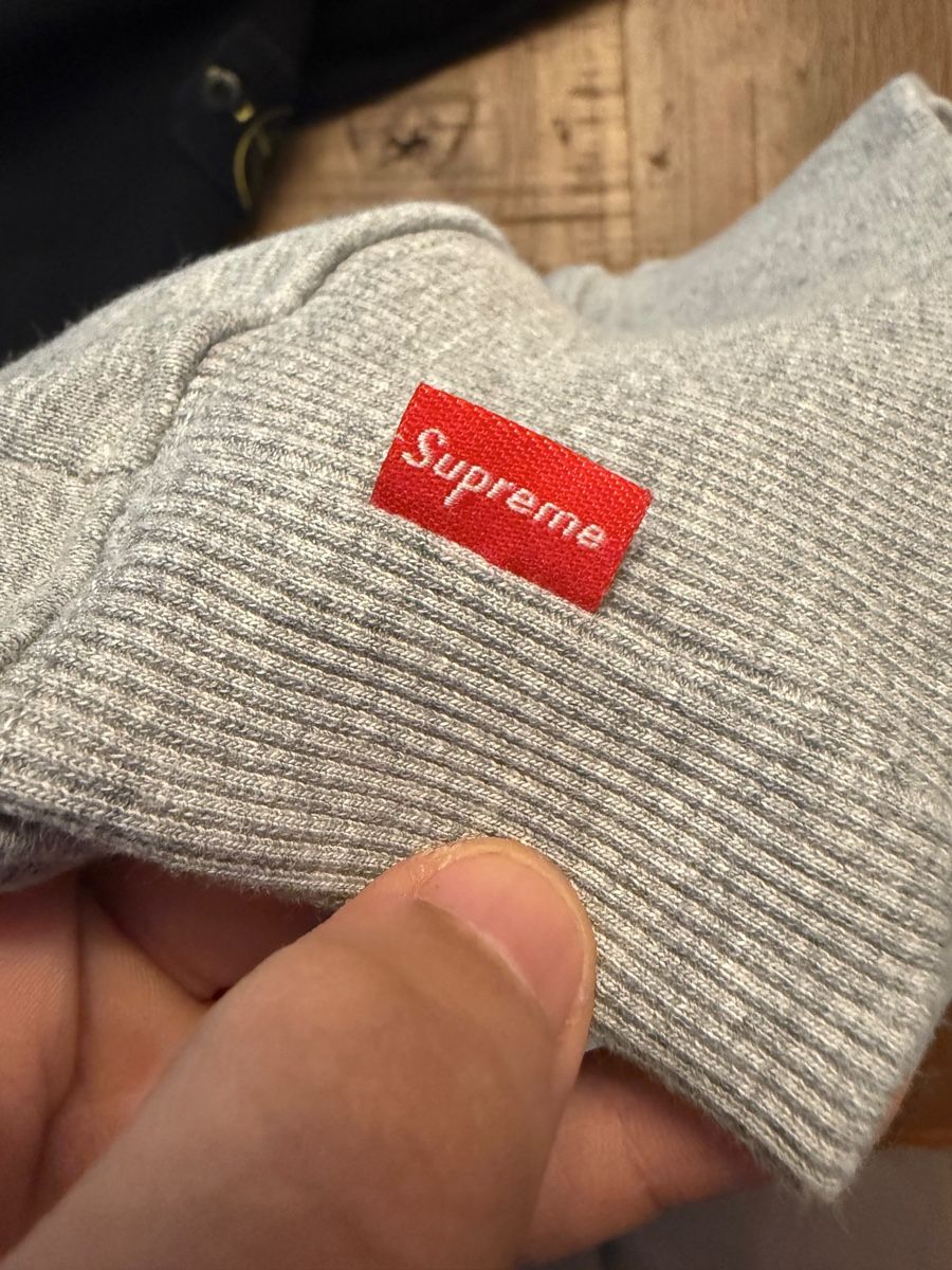 Burberry Pulls & Sweat-shirts: Supreme X Burberry Box Logo – D'occasion à Zollikerberg par max_k8gv 5