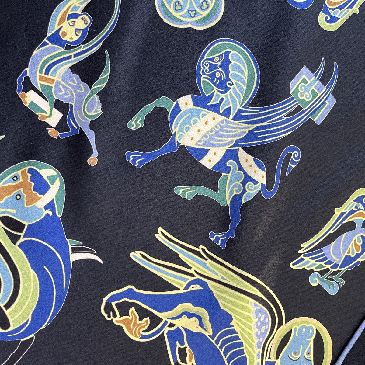 Fabric Frontline Foulard & Sciarpe: FABRIC FRONTLINE Silk Scarf – Nuovo (secondo la descrizione) da Emmen venduto da Avviivva_Com2023 5