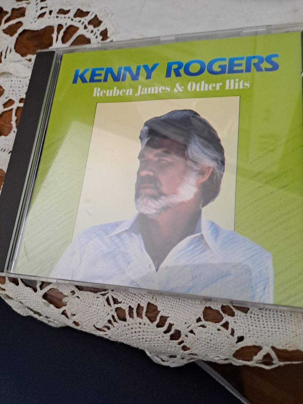 CD: 4  x CD von Kenny Rogers – Usato da Zürich venduto da Schoebi19 1