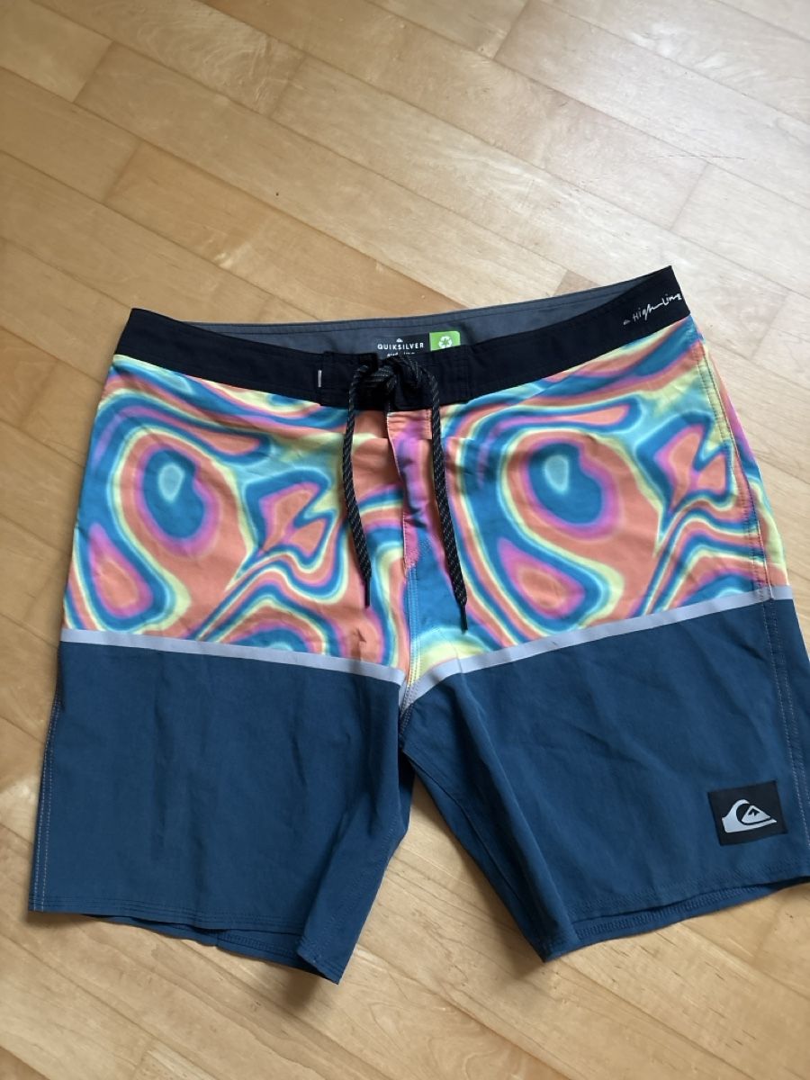 Quiksilver Hosen: Badeshorts Quicksilver, Gr. 34 – Neu (gemäss Beschreibung) aus Matten b. Interl von elba19