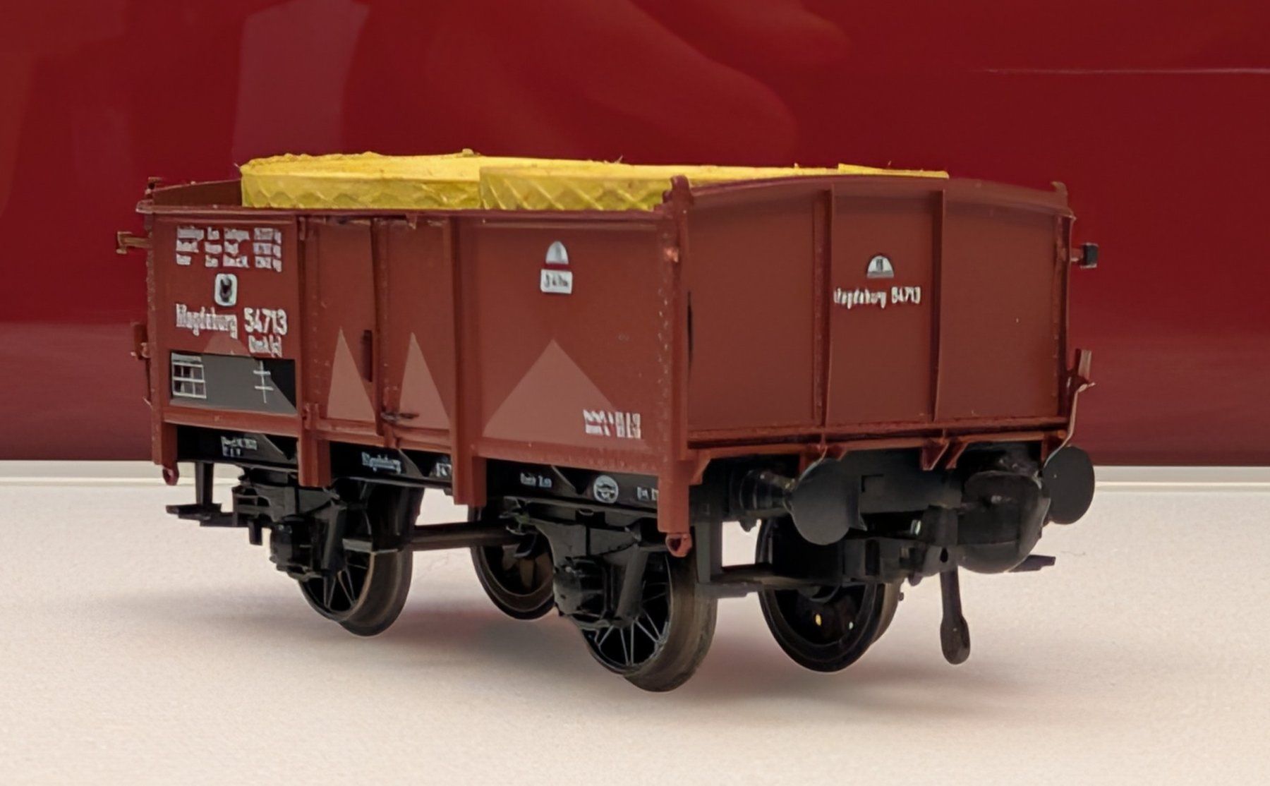 Fleischmann Modellini di ferrovie: Spur H0 - Güterwagen von Fleischmann – Usato da Reinach BL venduto da angus74 3