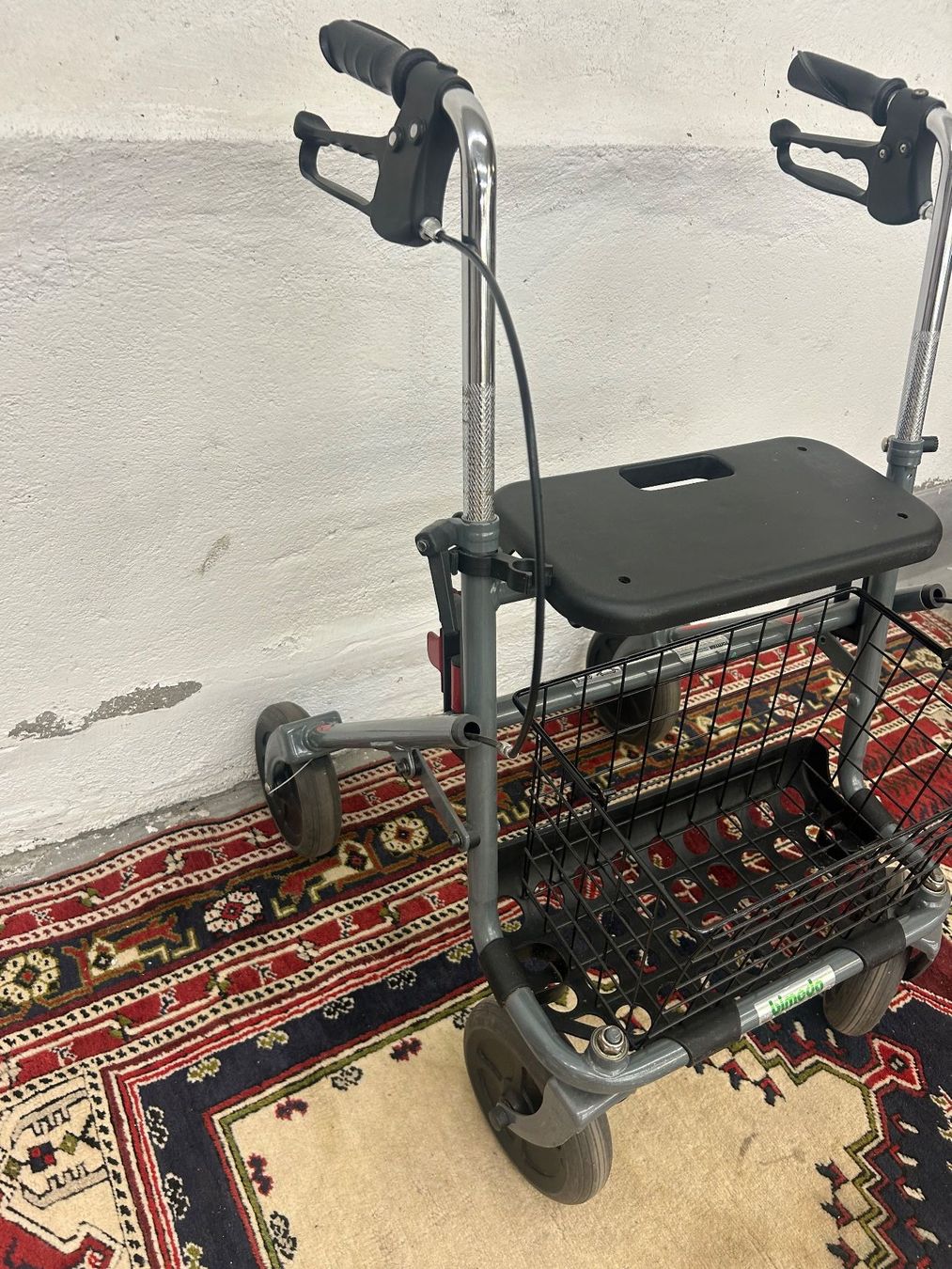 Ausili per la deambulazione: Rollator / Gehhilfe Bimeda mit Einkaufskorb Bremsen – Usato da Zürich venduto da Levelart 7
