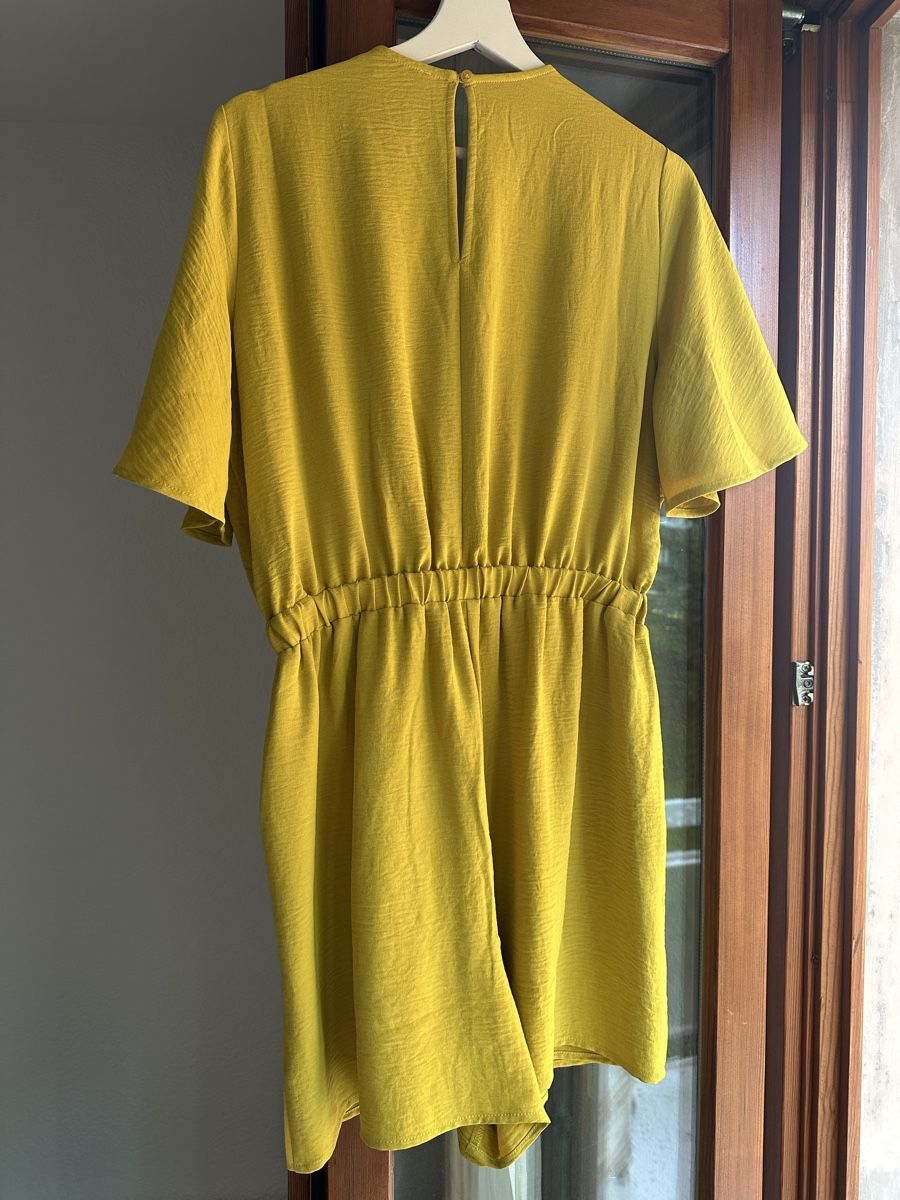 Tute: Jumpsuit, kurz, Grösse M, Gelb – Usato da Zürich venduto da san_828b 1