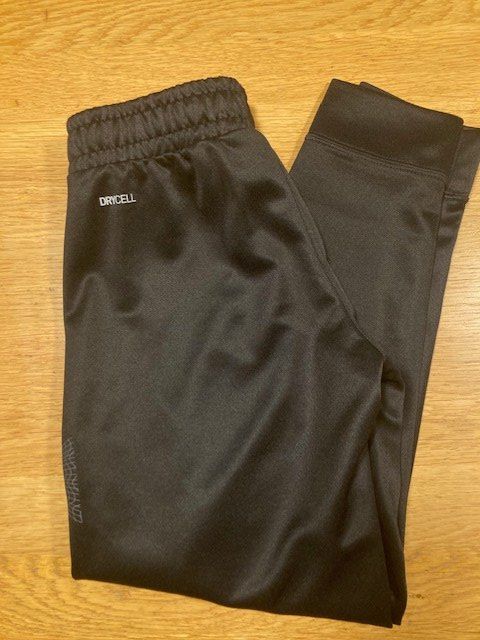 Puma Pantaloni: KIndersporthose Puma – Usato da Zürich venduto da Laura1079 3