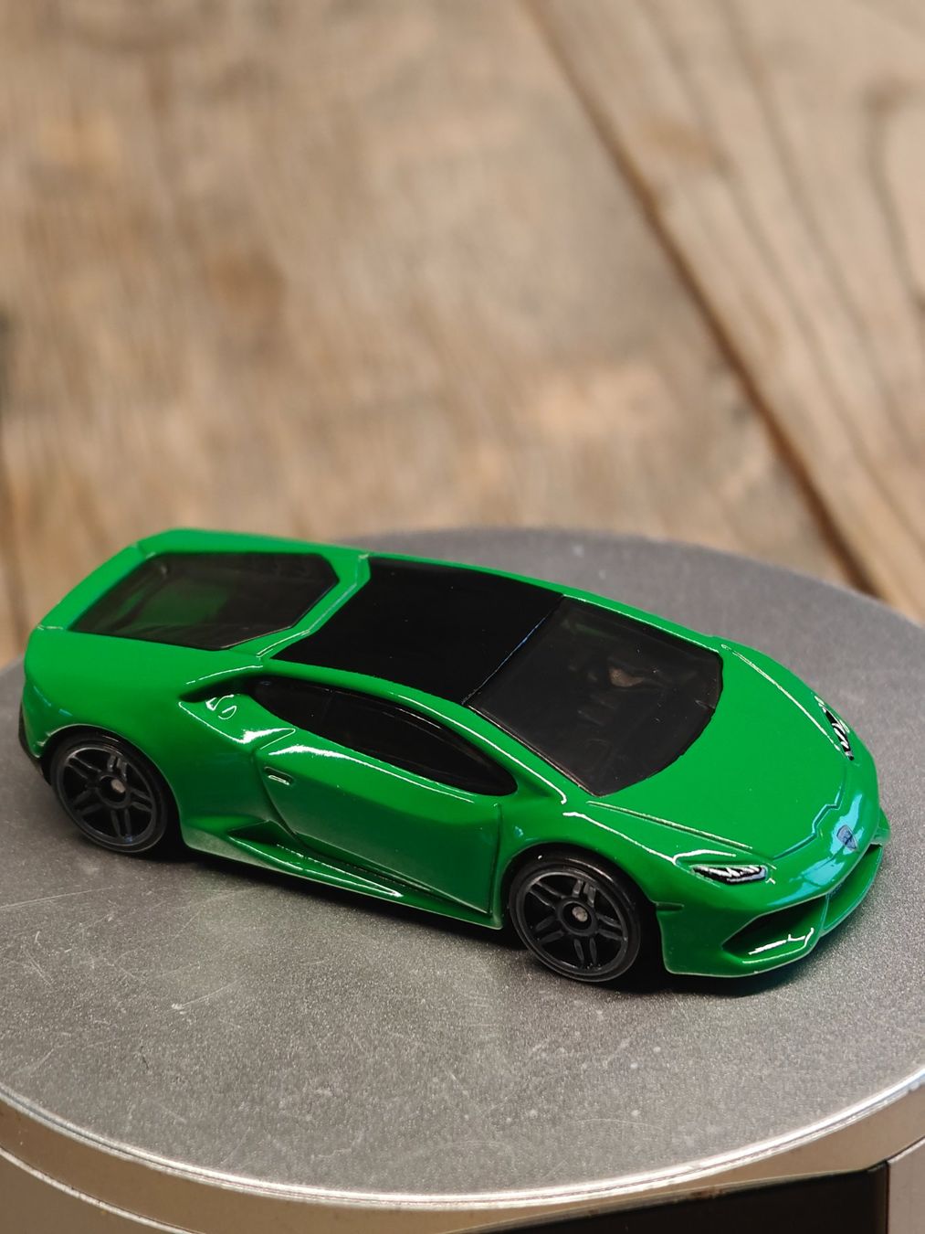 Hot Wheels Modellautos: Hot Wheels Lamborghini Huracan – Neu (gemäss Beschreibung) aus Flaach von ste_7cwf