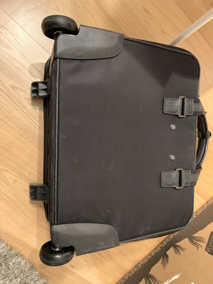 Samsonite Valigie: Samsonite Rolling Tote Suitcase/ Pilot bag - Great Condition – Nuovo (secondo la descrizione) da Zürich venduto da ama_h6ts 8
