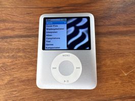Neuer Akku! iPod nano 3 mit 4GB in Silber