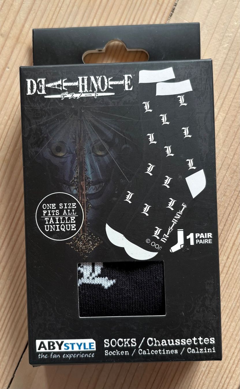 Socken: Death Note Socken onesize "L" ,NEU ovp – Gebraucht aus Siblingen von Vany_McDougall