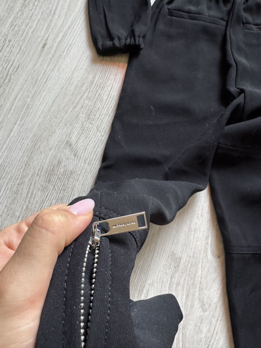 Michael Kors Tute: Michael Kors Black Jumpsuit - XXS Stylish & Versatile – Nuovo (secondo la descrizione) da Lausanne venduto da ama_ykl2 5