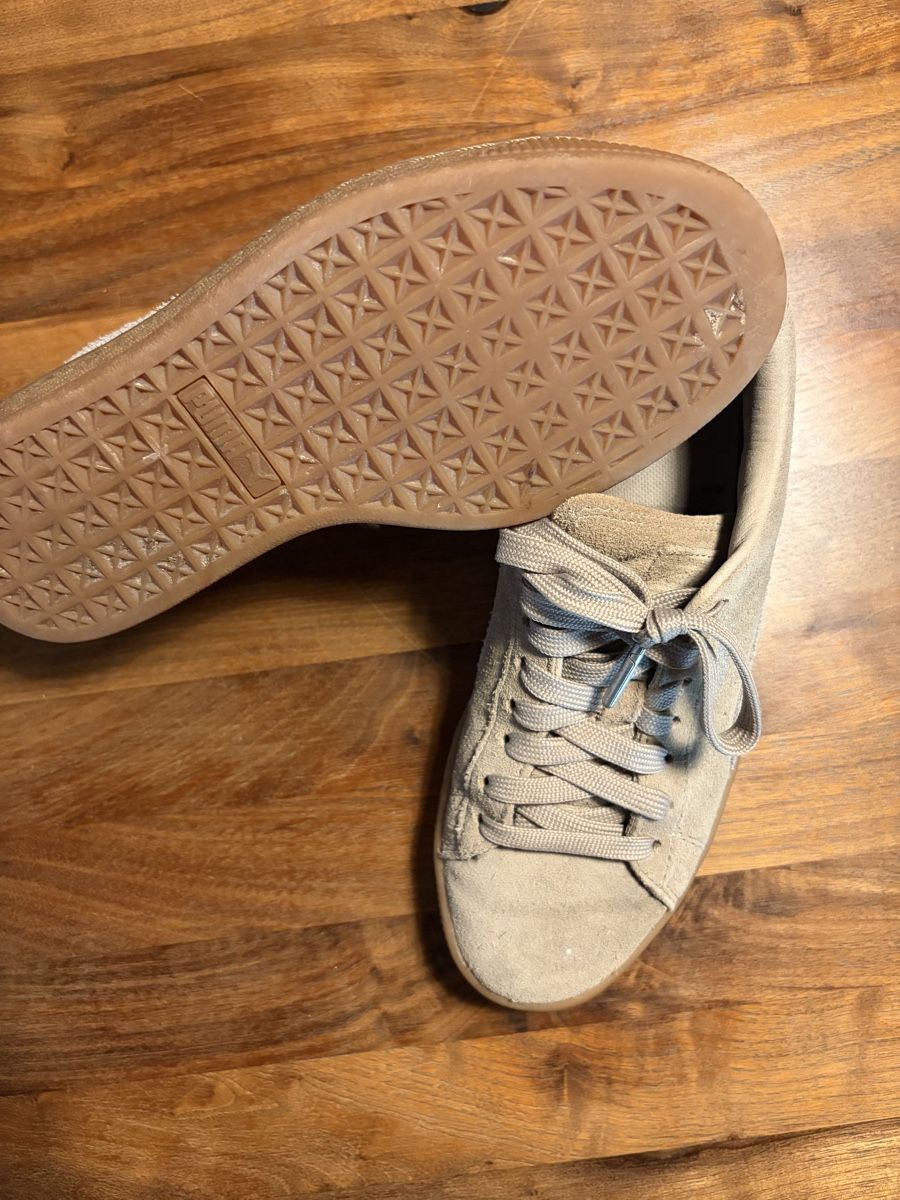 Puma Scarpe da uomo: Scarpe Puma Suede beige  – Usato da Muzzano venduto da lod_vw2v 1