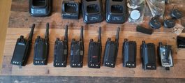 Lot 9 radios talkie-walkie Alan + chargeurs accessoires