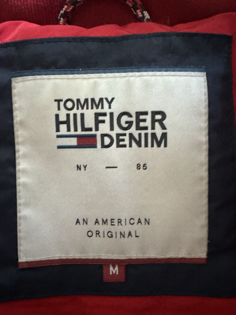 Tommy Hilfiger Jacken: Winterjacke Tommy Hilfigee – Gebraucht aus Erstfeld von sa1_hq2m 2
