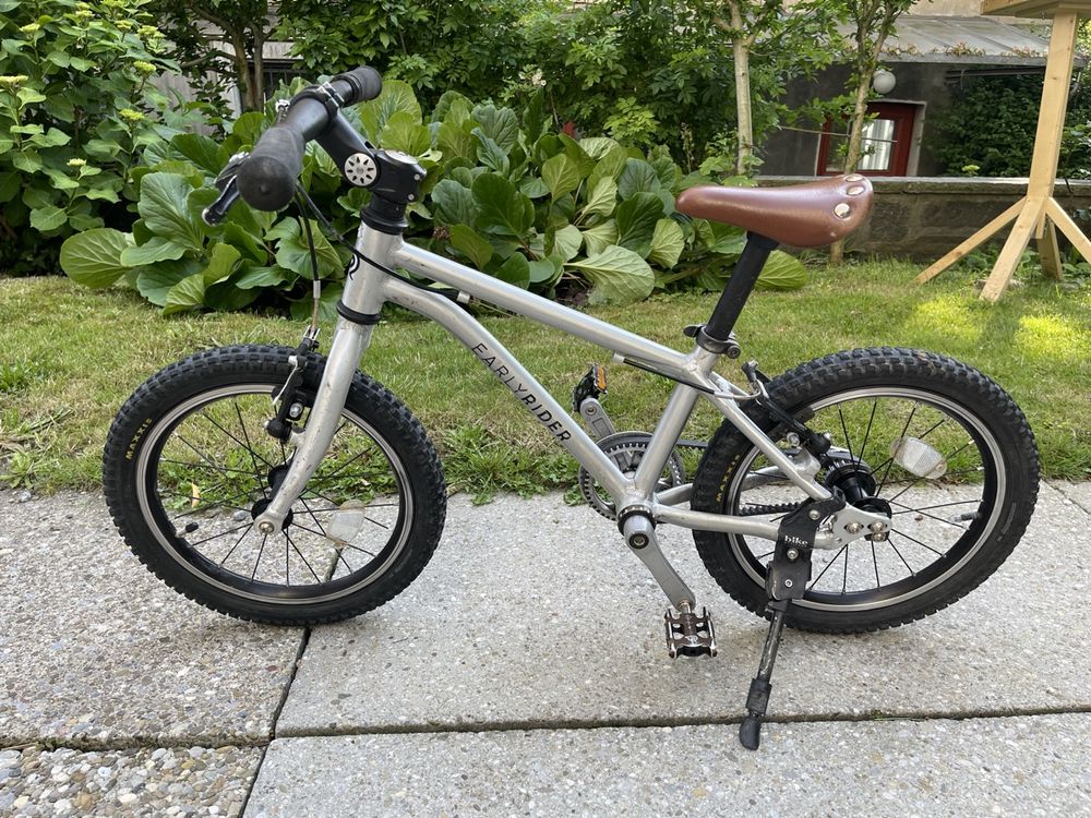 Early Rider 16 Zoll, Belted, Ledersattel, Ständer (Gebraucht) in ...