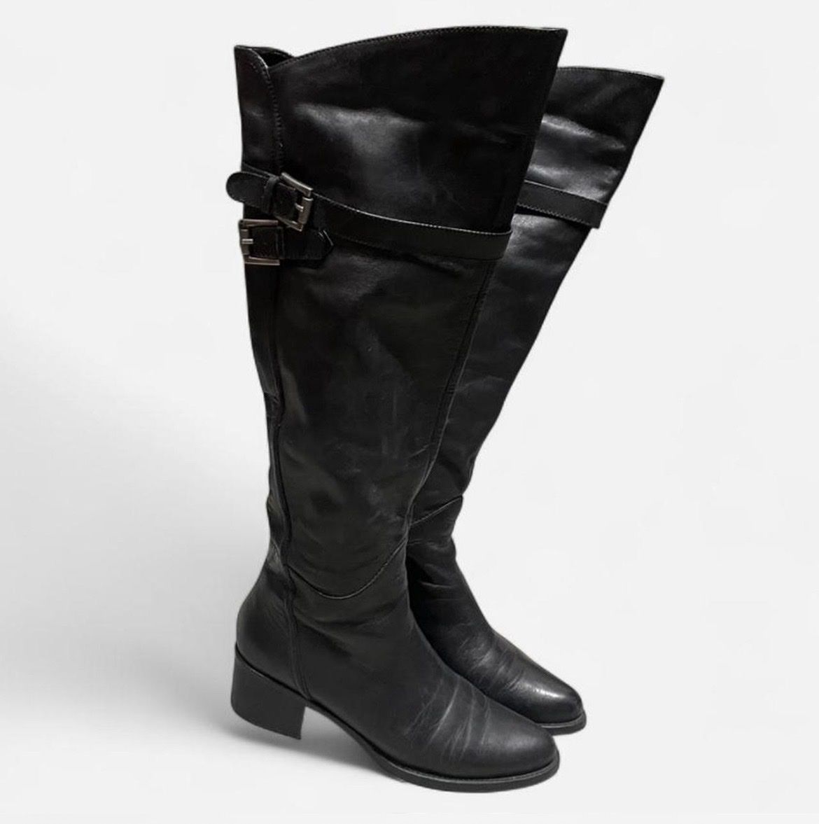 Scarpe da donna: Schwarze Lederstiefel von BCBG, Grösse 38.5 – Usato da Watt venduto da Ene.kro 3