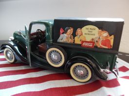 Ford V 8 Pickup Modell Coca Cola 1:18 Metall Solido/France
