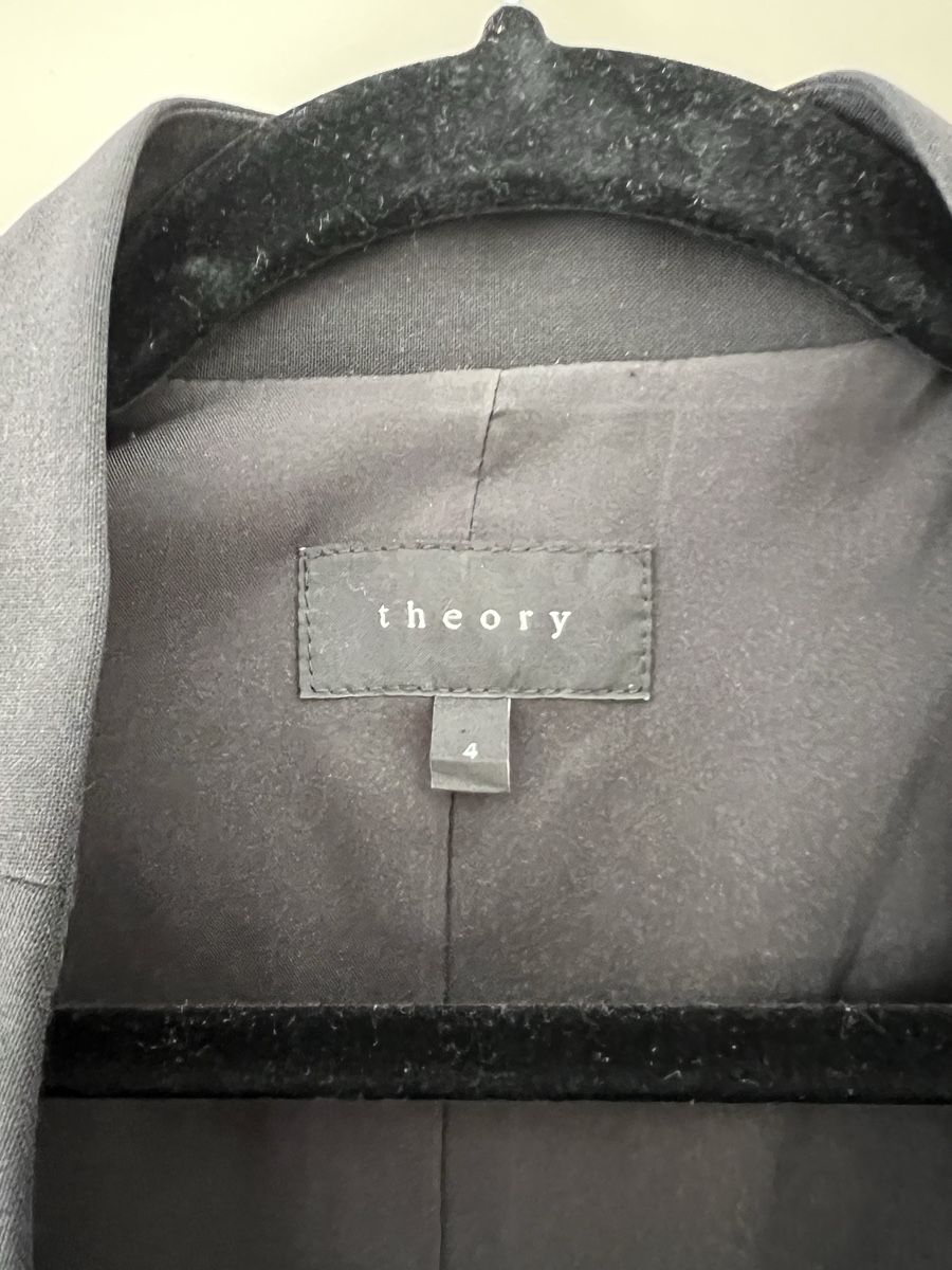 Theory Jacken: Theory fitted blazer  – Gebraucht aus Zollikon von jud_cmm9 2