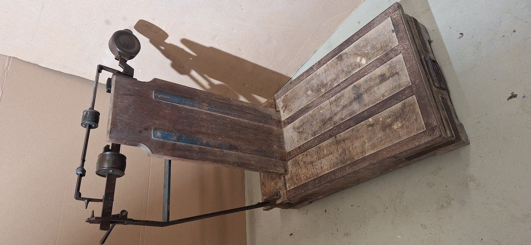 Bilance e pesi: Antike Sackwaage – Usato da Madiswil venduto da 20gls 1