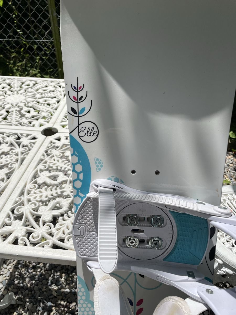 Board: Nidecker Elle 149cm mit Bindung guter Zustand – Usato da Luzern venduto da najoti 2