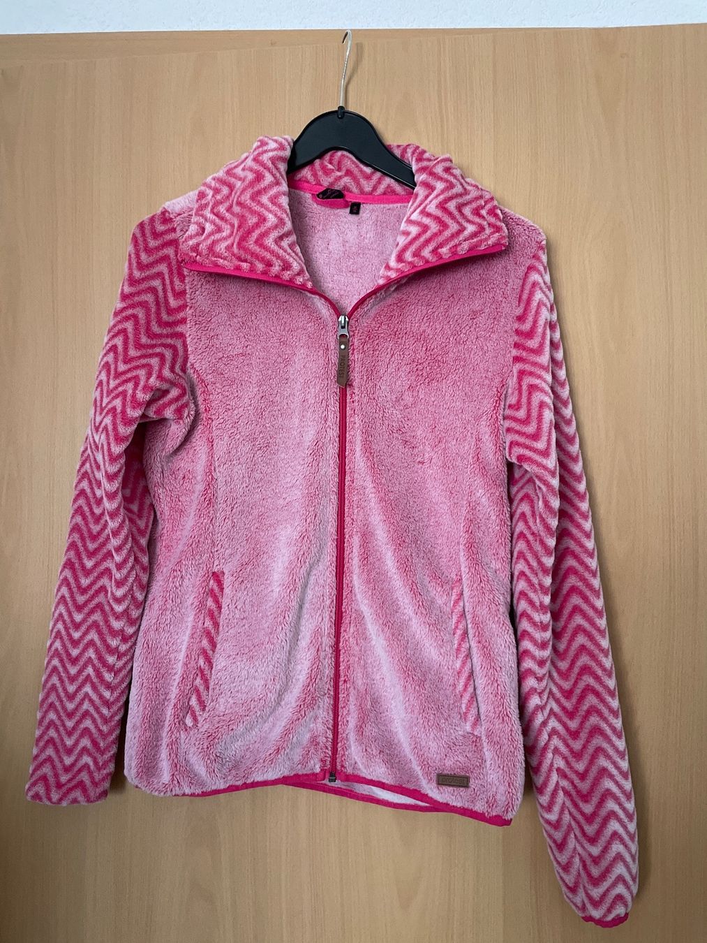Giacche: Protest Flauschige Jacke gr M – Usato da Illnau venduto da cla_jqf8