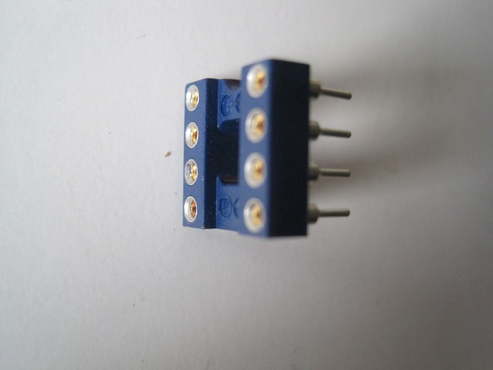 Ca 40 IC Sockel 18 Pol und 8 Pol (Neu (gemäss Beschreibung)) in