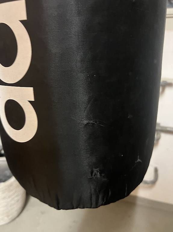 Boxsäcke: Adidas Boxsack – Gebraucht aus OBERRIEDEN von legpit 2