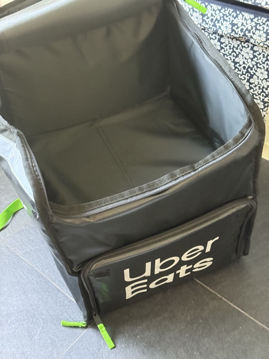 Taschen: Uber Eats Bag Black Green used – Gebraucht aus Basel von Mahdi2000 1