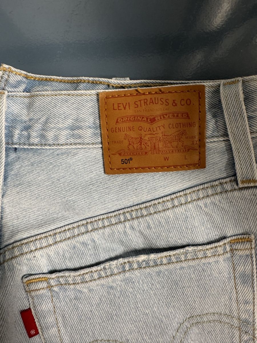 Levi's Jeans: Levis 501 Shorts, Grösse 26 – Nuovo (secondo la descrizione) da Küsnacht ZH venduto da Mcsy 3