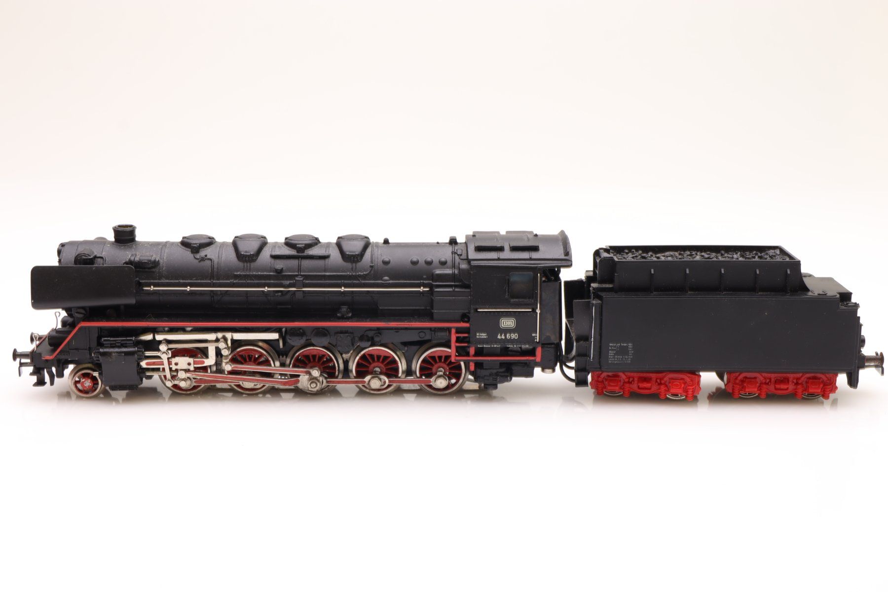 Märklin Modellini di ferrovie: Märklin 3047 DB BR 44 AC, H0 – Usato da Ried (Muotathal) venduto da Modellbahn.swiss 1