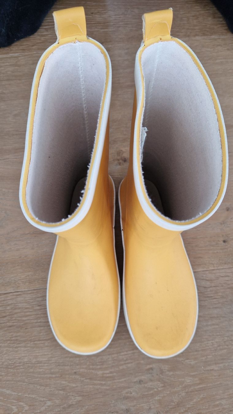 Scarpe per ragazzi: Gummistiefel Grösse 32 – Usato da Wettingen venduto da Diphtong 2